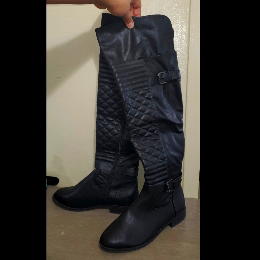 High boots 👢